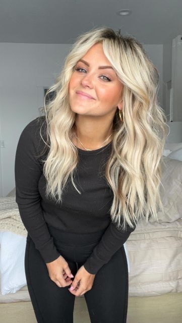 Harmony Beus Hair, Harmonize Beauty Hair, Harmonize Beauty, Harmony Beus, Curled Blonde Hair, Beach Blonde Hair, Big Blonde Hair, Hair Fixing, Blonde Haircuts