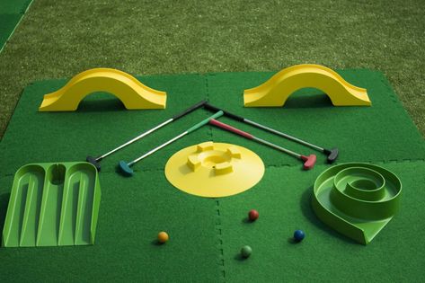 Diy Minigolf, Cabin Games, Outdoor Mini Golf, Portable Mini Golf, Minature Golf, Backyard Golf, Mini Golf Games, Golf Camp, Golf Birthday Gifts