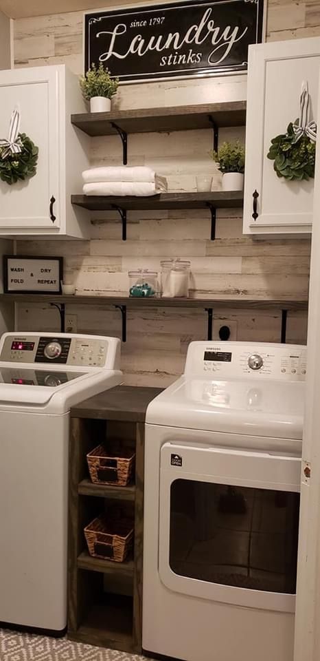 Laundry Room Ideas With A Window, Laundry Room Ideas Cottagecore, Laundry Shelf Between Washer And Dryer, Laundry Room Ideas Rustic Farmhouse, Laundry Room Rustic Ideas, Laundry Room With Shelves And Cabinets, Basement Laundry Room Ideas Small Space, Hamptons Style Laundry Room Ideas, Small Laundry Room With Window Ideas