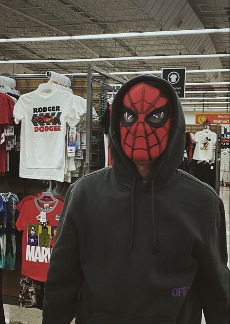 Spider Man Cosplay Aesthetic, Man In Hoodie Aesthetic, Ninjago Outfits, Spidey Aesthetic, Walmart Aesthetic, Spidey Icon, Man Pfp, Aesthetic Marvel, Spiderman Mask