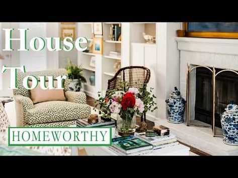 (5) HOUSE TOUR | A Layered & Traditional Colonial Home in Pittsburgh - YouTube Home Tours Traditional, Homeworthy House Tours, House Tours Interiors Videos, Modern Colonial Living Room, Colonial Living Room, Williamsburg Christmas, Colonial Home Decor, Modern Colonial, Colonial Home