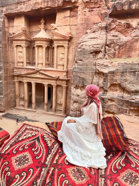 #jordan #petra Petra Jordan Aesthetic, Petra Jordan Photography, Jordan Country Aesthetic, Petra Aesthetic, Jordanian Culture, Jordan Holiday, Montreal Vacation, Ancient Egypt History, Jordan Travel