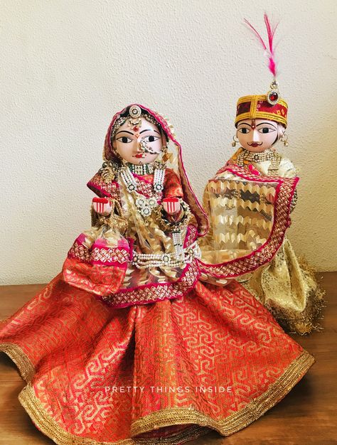 Gangaur gavar ishar Gangore Festival Images, Gangore Festival, Gangour Mata, Happy Gangaur, Gangaur Festival, Festival Of Colours, Album Cover Wallpaper Collage, Festival Image, Cover Wallpaper