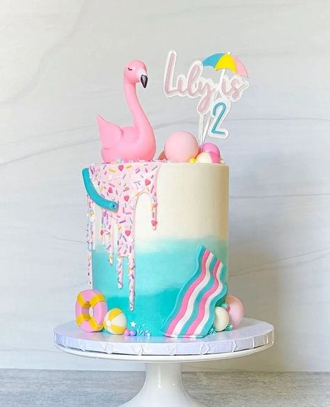 18 Stunning Summer Cake Ideas For Your Celebration. - The Perfect Cake Idea Summer Cake Ideas, Pool Birthday Cakes, Pool Party Cake, Teal Cake, Pool Party Cakes, Pool Cake, 7th Birthday Cakes, Sweet Bakes, Ocean Cakes