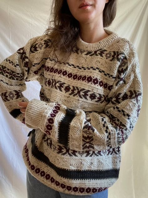 COMING BACK SOON Vintage Cosby/coogi Style Sweaters/cardigans Vintage Mystery Box - Etsy Vintage Sweater Outfit, Shifting Clothes, Hippie Sweaters, Cozy Clothes, Sweaters Vintage, Outfit Retro, Camo Sweater, Estilo Hippy, Vintage Knitwear