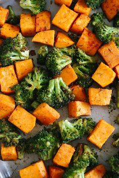 Healthy Side Dish, Healthy Side, Roasted Broccoli, Healthy Sides, Idee Pasto Sano, Healthy Side Dishes, Veggie Dishes, Healthy Meal Prep, Sweet Potatoes