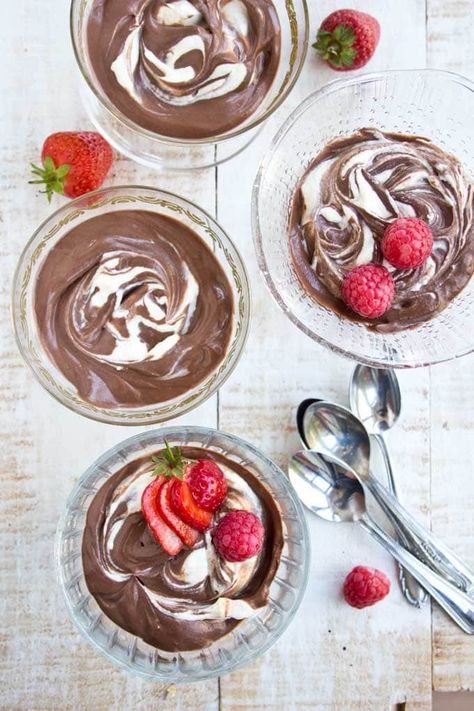 Mascarpone Mousse, Chocolate Mascarpone, Mascarpone Recipes, Mascarpone Dessert, Low Sugar Desserts, Healthier Sweets, Keto Treats, Clean Dessert, Swiss Chocolate