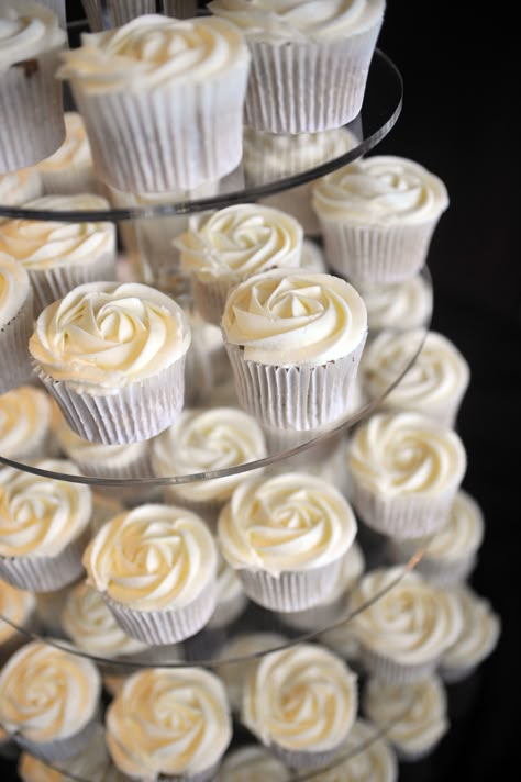 Simple and elegant white cupcakes.    Find out more about our wedding photography at: www.littlephotocompany.co.uk Modern Wedding Cupcakes, Wedding Eclairs, White Cupcakes Decoration, Simple White Cupcakes Wedding, White Cupcakes Aesthetic, Wedding Cupcakes Ideas Simple, Simple Wedding Cupcakes, Wedding Cupcakes Ideas Elegant, White Wedding Cake Cupcakes