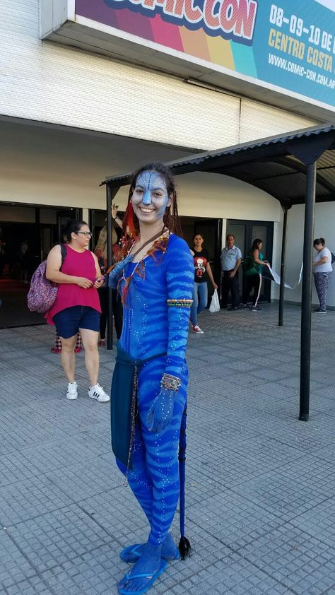 Avatar Navi Costume, Avatar Diy Ideas, Diy Avatar Costume, Avatar Costume Diy, Avatar Costume Women, Navi Cosplay, Avatar Halloween Costumes, Avatar Costume, Avatar Halloween