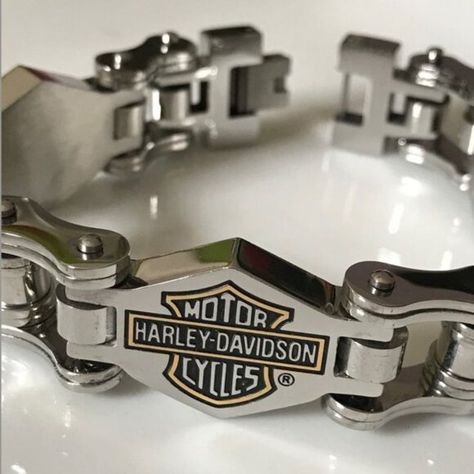 Mens Motorcycle Biker Stainless Steel Black & Gold Emblem Chain Bracelet Harley Davidson Style, Motor Harley Davidson Cycles, Jewellery Sets, Shopping Cart, Chain Bracelet, Save Money, Jewelry Sets, Harley Davidson, Leather Bracelet