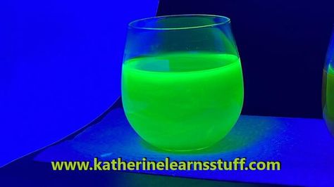 Are you having a Halloween party that needs a bit more spooky? Why not make a magic potion! I will walk you through the do’s and don’t of making a glow in the dark magic potion so you can make your Halloween party a success! And if you’re not into glow in the dark, I also tell you how to make a regular magic potion that will look just great as well! All you need is 5-10 minutes and this magic potion can be yours. Diy Glow In The Dark, Magic Potions, Diy Glow, Easter Activities For Kids, Magic Potion, Dark Magic, Holiday Crafts For Kids, Easter Activities, Easter Egg Decorating