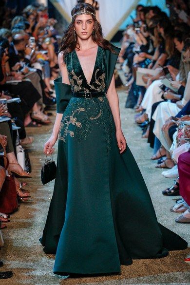 Elie Saab Gowns, Elie Saab Haute Couture, Elie Saab Fall, Elie Saab Couture, Elizabeth Banks, Green Gown, Atelier Versace, Naomi Watts, Diane Kruger