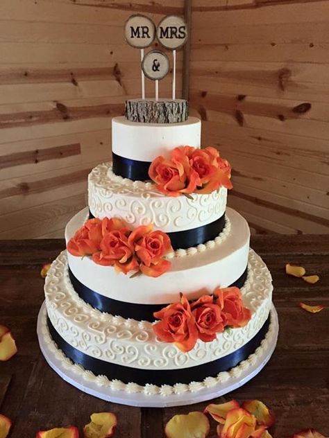 Wedding Ideas Burnt Orange And Navy, Navy Blue And Coral Wedding Cake, Burnt Orange And Navy Wedding Cake, Navy Blue And Burnt Orange Wedding Cake, Auburn Cake, Navy Blue Wedding Cake, Coral Wedding Cakes, Coral Wedding Decorations, Navy Blue Wedding Cakes