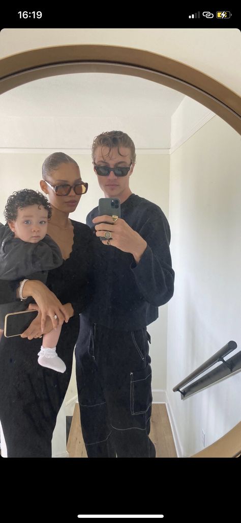 Lucky Blue Smith And Nara, Nara Aziza, Nara Smith, Lucky Blue Smith, Lucky Blue, Black Babies, Time Capsule, Future Life, Nara