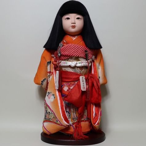 Bring some culture and tradition to your home with these stunning vintage Japanese dolls! Handmade with authentic silk kimonos and kanzashi accessories, these dolls measure 27 cm in width, 47 cm in height, and 18 cm in depth each. Made in Japan, these dolls are a must-have for any collector or lover of Japanese culture. #JapaneseDolls #Vintage #Handmade #SilkKimonos #Kanzashi #Culture https://ebay.us/g5yJoH Japanese Dolls, Silk Kimono, Timeless Treasures, Japanese Culture, Kimonos, Vintage Japanese, Japanese Traditional, Dolls Handmade, Made In Japan