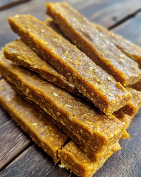 Dog Chews Homemade, Banana Dog Treat Recipe, Luna Girl, Banana Treats, Healthy Dog Treats Homemade, Peanut Butter Pumpkin, Pumpkin Dog Treats, Pumpkin Banana, Pumpkin Treat