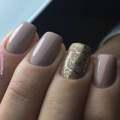 Dark Color Nails, Nagel Stamping, Floral Nail Designs, Floral Nail, Gold Nail, Her Nails, Floral Nail Art, Nails Polish, Bridal Nails