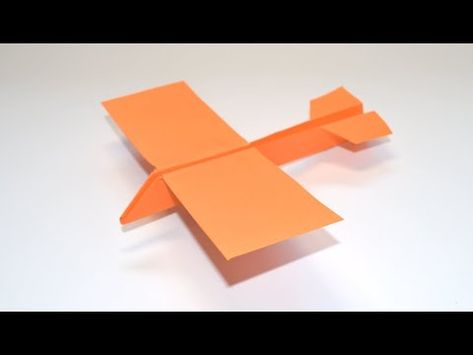 Como hacer un Avion de Papel ✈️ Aviones de Papel ✈️Origami Avión✈️ - YouTube Paper Folding Techniques, Make A Paper Airplane, English Day, Creative Origami, Paper Airplane, Diy Origami, Paper Airplanes, Paper Plane, Paper Folding