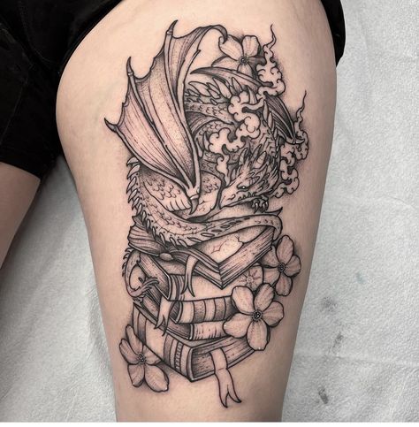 Book Wyrm Tattoo, Book Knee Tattoo, Dragon Hoarding Books Tattoo, Book Tattoo On Thigh, Book Dragon Tattoo For Women, A Throne Of Glass Tattoo, Thrones Of Glass Tattoo, Book Dragon Drawing, Book And Dragon Tattoo Ideas