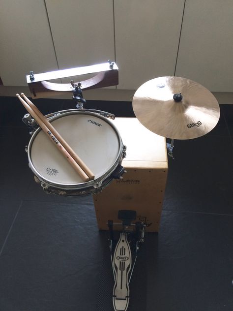 Mini Cajon kit mk2 - everything fits into cajon bass Drummer Humor, Homemade Drum, Drum Tattoo, Cajon Drum, Diy Drums, Drum Pedals, Music Gadgets, Homemade Instruments, Diy Instruments