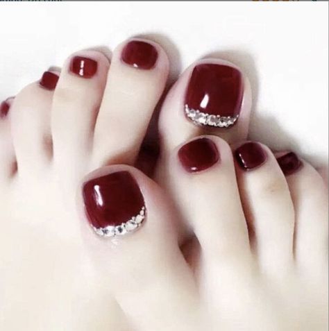 Simple Toe Nails, Fake Toenails, Diy Pedicure, Cute Toe Nails, Summer Toe Nails, Nail Forms, Toe Nail Designs, Nails Summer, Pedicure Nail Art