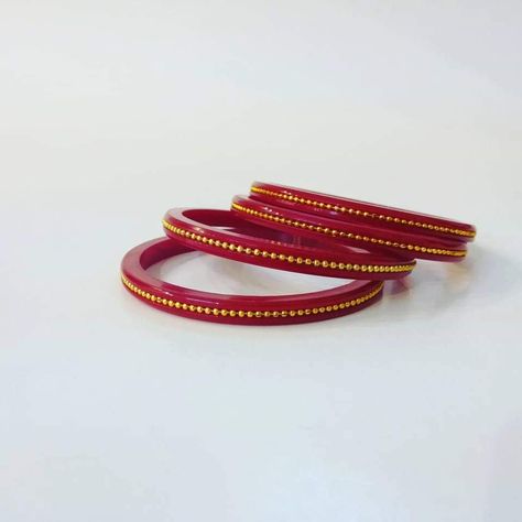 Shaka Pola Bangles, Red Tilla Bangle For Puja, Red Bollywood Bangle With Cutdana, Shakha Pola Bangles Gold, Red Cutdana Bangle For Wedding, Jewelry Organizer Diy Wall, Antique Necklace Gold, Jewelry Organizer Drawer, Gold Jewels Design