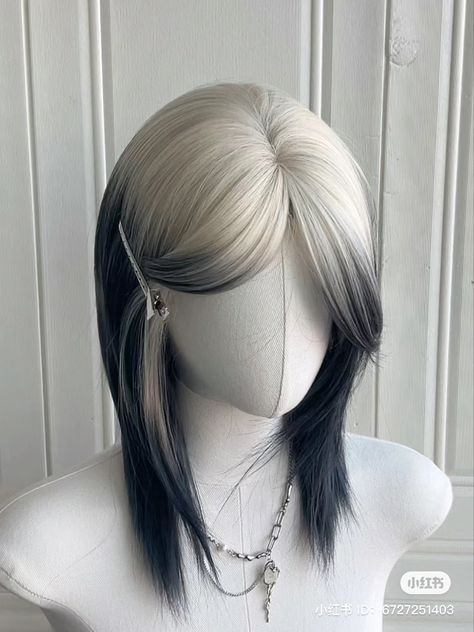 White And Black Hair, Pretty Hair Cuts, Cool Hair Designs, Trendy Bob Hairstyles, Hair Color Underneath, Dyed Hair Inspiration, Hair Inspiration Short, Quick Braided Hairstyles, Pretty Hair Color