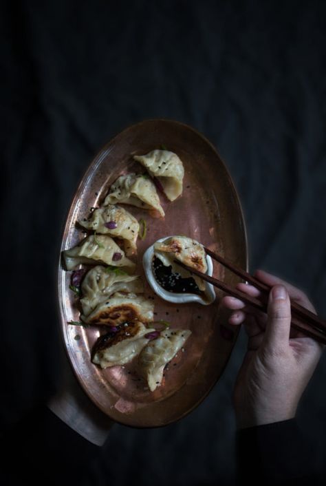 pork gyoza dumplings from scratch Pork Gyoza, Gyoza Dumplings, Homemade Dumplings, Dumpling Wrappers, Ginger Cake, British Baking, Baking Blog, Dough Recipe, Photographing Food