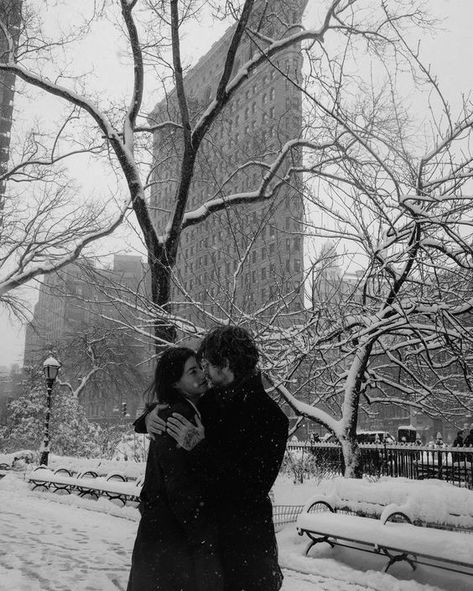 Goals Couple, My Kind Of Love, The Love Club, Look Here, Winter Aesthetic, Two People, Couple Aesthetic, Couple Pictures, The Snow