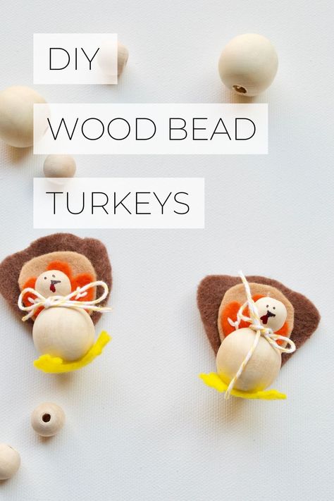 Craft For Thanksgiving, Thanksgiving Ornaments, Corn Bead, Diy Turkey, Thanksgiving Turkeys, Easy Thanksgiving Crafts, Thanksgiving Tree, Turkey Decor, Fun Fall Crafts