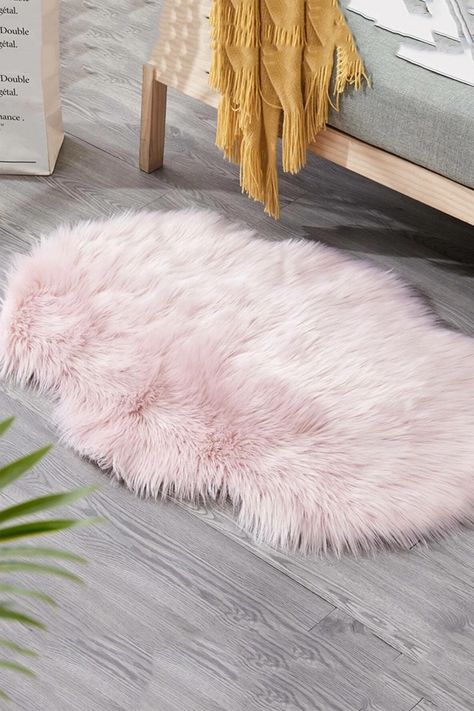 Pink Shag Rug, Faux Sheepskin Rug, Fur Carpet, Red Black Style, Shag Carpet, Cute Blankets, Carpet Mat, Sheepskin Rug, Trendy Home