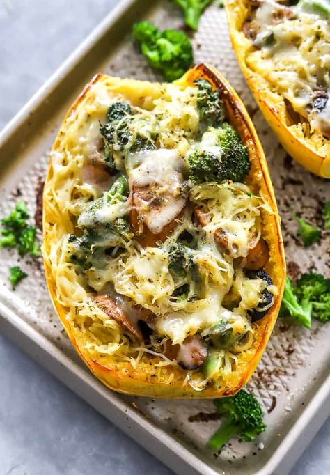 This healthy chicken and broccoli stuffed spaghetti squash is the perfect easy weeknight meal recipe. Tender roasted spaghetti squash, perfectly browned chicken sausage mixed in with broccoli a little cheese and some Italian herbs. It is so creamy and delicious. A great low-carb meal everyone will love! Spaghetti Squash With Chicken Sausage, Spaghetti Squash And Italian Sausage, Recipe With Spaghetti Squash, Spaghetti Squash Sausage Recipes, Weight Watchers Spaghetti Squash Recipes, Recipes With Spaghetti Squash, Sausage Stuffed Spaghetti Squash, Low Carb Spaghetti Squash Recipes, Spaghetti Squash Sausage