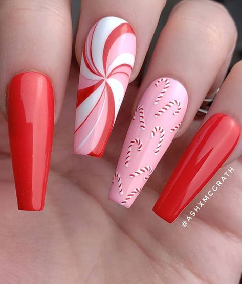 pink and red christmas nails, present red christmas nails, holiday christmas nails, christmas nails 2021 Christmas Acrylic Nails Candy Canes, Christmas Candy Nails Designs, Pink Red And Green Christmas Nails, Red And Pink Nails Christmas, Pink Christmas Nails 2022, Pink Red And White Christmas Nails, Pink And Red Candy Cane Nails, Pink And Green Holiday Nails, Red Pink Christmas Nails