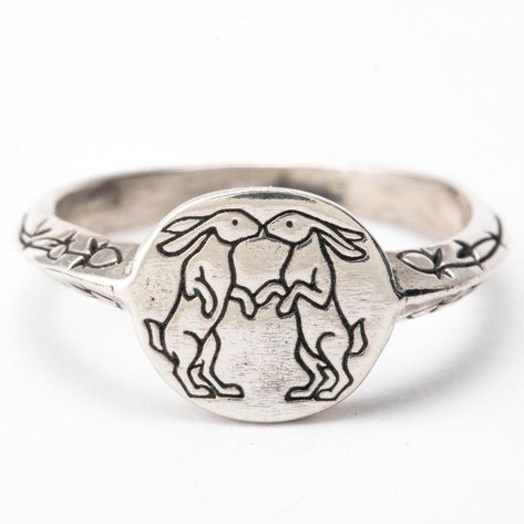 Digby And Iona, Jewelry Post, Oxidized Sterling Silver, Signet Ring, Rabbits, Silver Rings, Yellow Gold, Sterling Silver, Ring