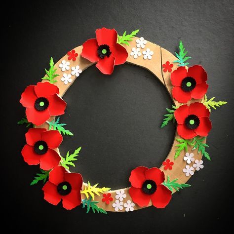 Memorial Day Poppies, Anzac Poppy, Poppy Craft For Kids, Remembrance Day Activities, Remembrance Poppy, Poppy Craft, Poppy Wreath, Anzac Day, Paper Heart