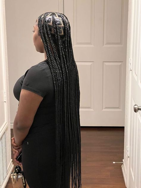 Medium Knee Length Box Braids, Medium Knee Length Knotless Braids, Knee Length Braids, Knee Length Knotless Braids, Knee Length Knotless, Knotless Box Braids Medium, Wavy Hair Sew In, Medium Knotless Box Braids, Large Knotless Braids