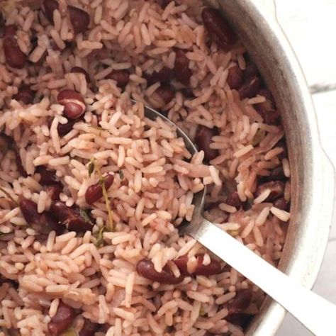 Jamaican Ginger Beer Recipe, Jamaican Rice And Peas Recipe, Rice And Peas Recipe, Jamaican Rice And Peas, Ginger Beer Recipe, Caribbean Dishes, Jamaican Rice, Rice And Beans Recipe, Jamaican Curry