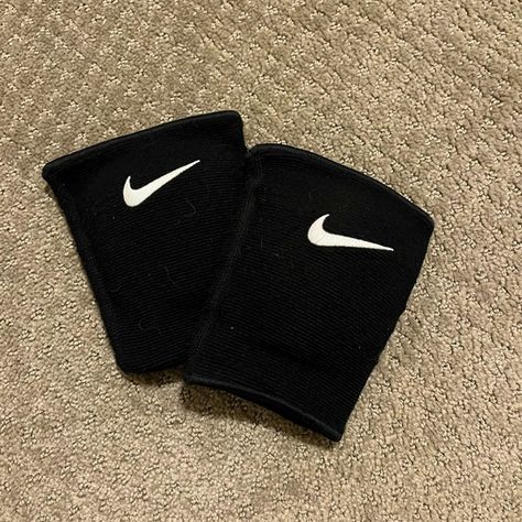 Nike volleyball knee pads, xs women’s Nike Volleyball Knee Pads, Volleyball Tryouts, Volleyball Stuff, Nike Volleyball, Volleyball Knee Pads, Knee Cap, Knee Pads, Christmas List, Black Nikes