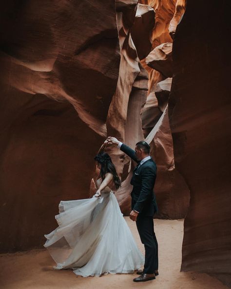 89 Likes, 11 Comments - Valentina | Wedding Planner (@thestarsinside) on Instagram: “My top advice for you elopers: don't EVER feel like you have to settle, or that you should feel…” Antelope Canyon Elopement, Grand Canyon Wedding, Canyon Elopement, Canyon Wedding, Destination Bride, Rocky Mountain Wedding, Destination Wedding Locations, Wedding Site, Space Wedding