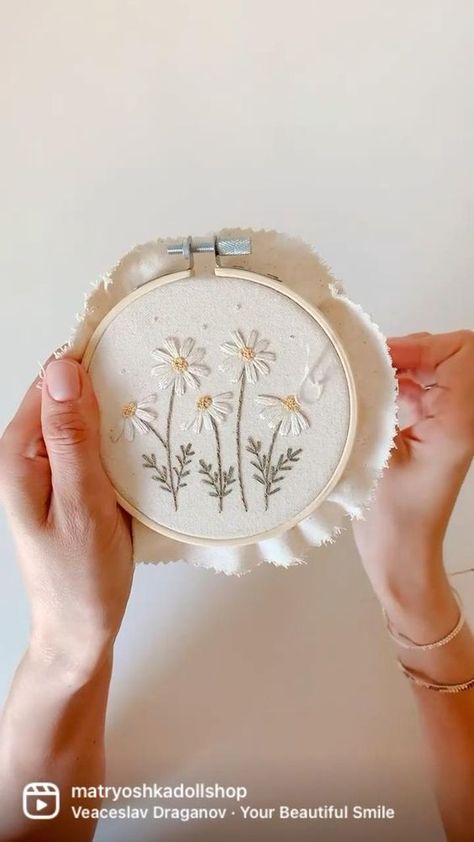 Daisies Embroidery Beginner Pattern PDF, Botanical Embroidery PDF Pattern for Beginners, Floral Embroidery Digital Download - Etsy Floral Embroidery Sweatshirt, Daisy Embroidery Tutorial, Daisy Embroidery Pattern, Embroidery Flowers Tutorial, Daisy Flower Embroidery, Cute Flower Embroidery, Daisies Embroidery, Embroidery Beginner, Botanical Embroidery