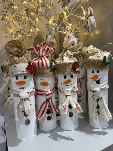 60+ Easy DIY Christmas Decorations on a Budget That You'll Love - HubPages Snowman Crafts Diy, Christmas Decorations Diy Crafts, Diy Christmas Village, Christmas Centerpieces Diy, Christmas Mantel Decorations, Easy Christmas Decorations, Diy Christmas Decorations Easy, Snowman Crafts, Easy Christmas Diy