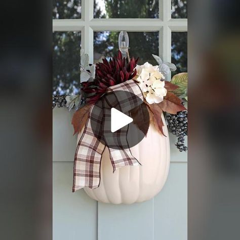 Half Pumpkin Door Decoration, Hobby Lobby Pumpkin Door Hanger, Hobby Lobby Fall Wreath, Front Door Pumpkin Decor, Pumpkin Door Decor, Hobby Lobby Fall Decor Ideas, Fall Decor 2023, Dollar Tree Pumpkin Wreath, Hobby Lobby Fall Decor