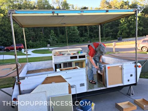 Pop Up Camper Lemonade Stand, Pop Up Trailer Conversion, Pop Up Camper Conversion To Food Trailer, Pop Up Camper Vendor Booth, Pop Up Shop Trailer, Pop Up Food Stand Ideas, Pop Up Camper Food Truck, Pop Up Camper Kitchen, Pop Up Camper Food Trailer