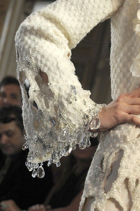 detailed sleeves (source unknown) Beaded Fashion Runway, Runway Embroidery Details, Beading Fashion Runway, Luxury White Beaded Embellishments, Elegant White Beaded Embroidered Fabric, Dress Beading, Couture Beading, Runway Details, Stephane Rolland