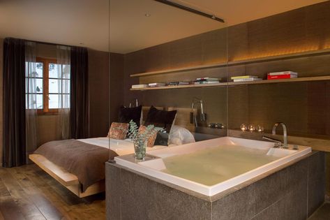 Habitaciones Jacuzzi Grandvalira Andorra - Grau Roig Hotel Spa Jacuzzi Bath, Luxury Hotel Room, Bathroom Design Decor, Bedroom Suite, Hotel Spa, Hotels Room, Luxury Hotel, Bathroom Design, Loft