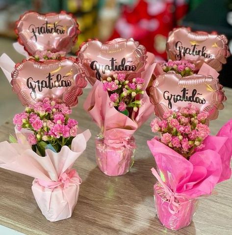 mother's day gifts Mothers Day Bouquet Ideas Diy Gifts, Mother’s Day Floral Ideas, Mother’s Day Floral Arrangements, Mother’s Day Flower Arrangements, Mothers Day Bouquet Ideas, Gifts For Adult Daughters, Mothers Day Party Ideas, Gifts Made With Cricut, Mother's Day Diy Gifts