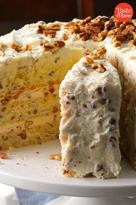 Taste Of Home Cake Recipes, 1960s Cake Recipes, Grandma Dessert Recipes, Italian Cakes Birthday, Vintage Cake Recipes Grandmothers, Vintage Cream Cake, Vintage Carrot Cake Recipe, Grandma's Cake Recipe, Old Fashioned Cake Recipes Homemade