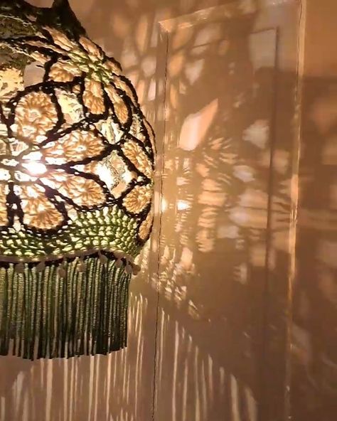 Free Crochet Patterns For Lampshades, Crochet Hanging Lantern Pattern, Crochet Hanging Lantern, Crochet Light Fixture, Lamp Shade Crochet, Crocheted Lamp Shade Cover, Crochet Boho Lantern Free Pattern, Diy Crochet Lampshade, Crochet Lanterns Free Pattern