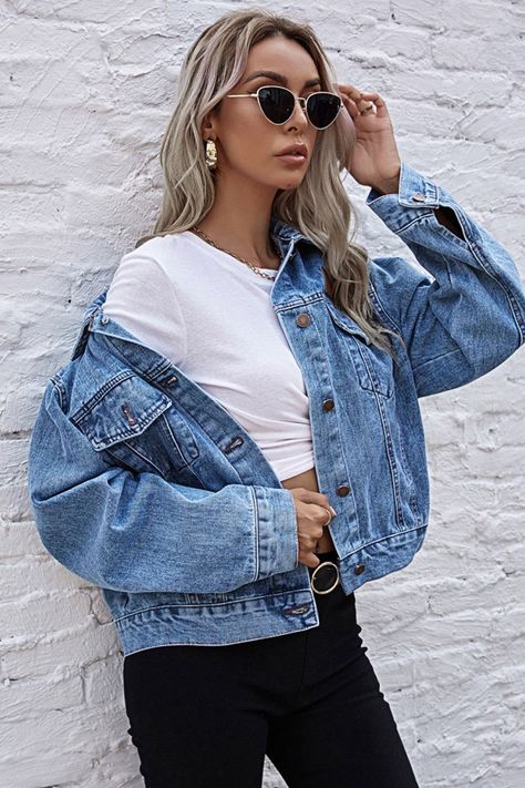 299570476c6f0309545110c592b6a63bdesc53125040ri Colored Jean Jacket, Breast Sizes Chart, Light Blue Denim Jacket, Demin Jacket, Jean Jacket Outfits, Denim Jacket Patches, Jeans Claro, All Jeans, Denim Patterns