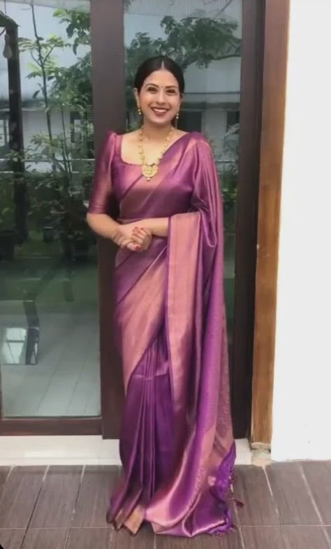 South Indian Blouse Designs, Silk Saree Blouse Designs Patterns, Simple Saree Designs, Latest Blouse Designs Pattern, New Saree Blouse Designs, Wedding Saree Blouse Designs, Purple Saree, Latest Model Blouse Designs, Fashionable Saree Blouse Designs